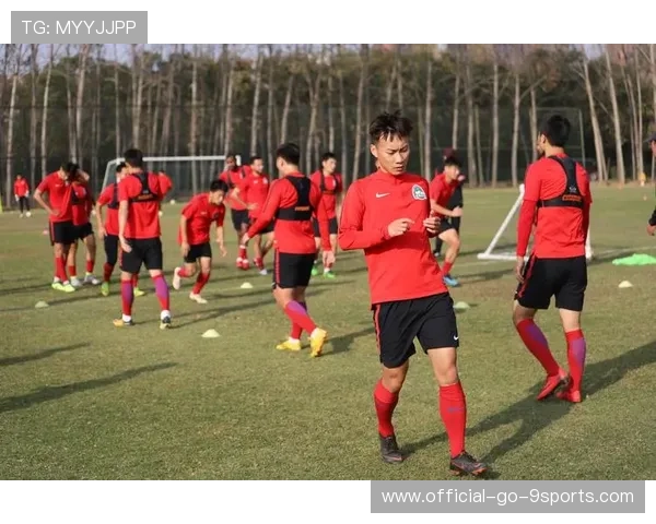 河南队周大地回归训练强度拉满，前场逼抢不减速