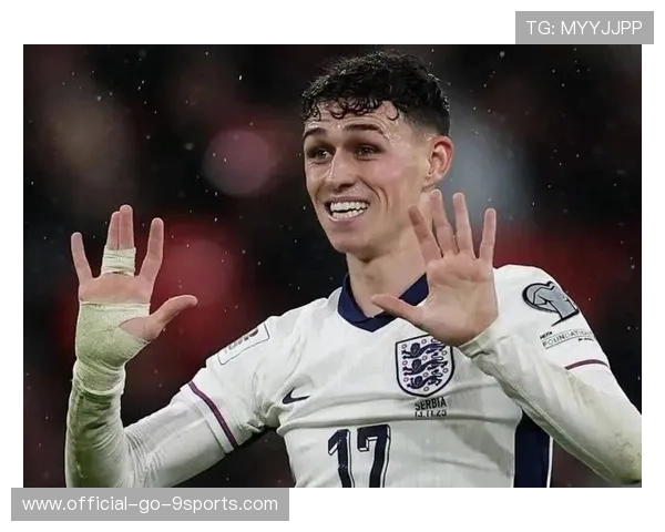 福登弧顶远射破门，曼城把对手防线轰开口子